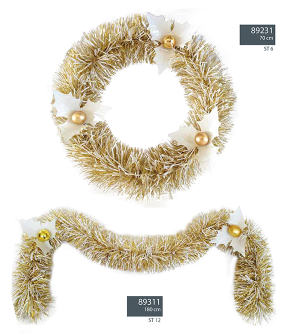 Adventskranz dekoriert